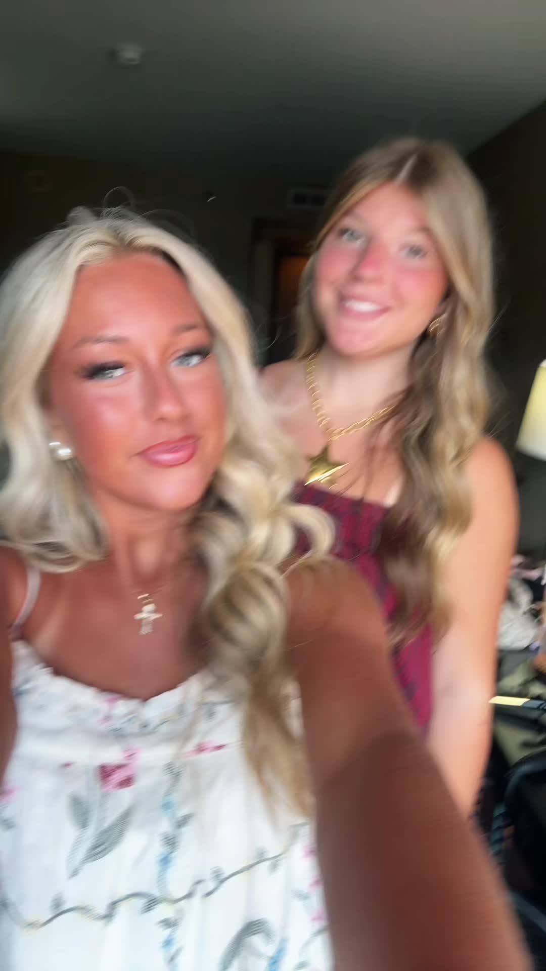 @𝓬𝓮𝓬𝓲 𝓼𝓽𝓮𝓮𝓵𝓮