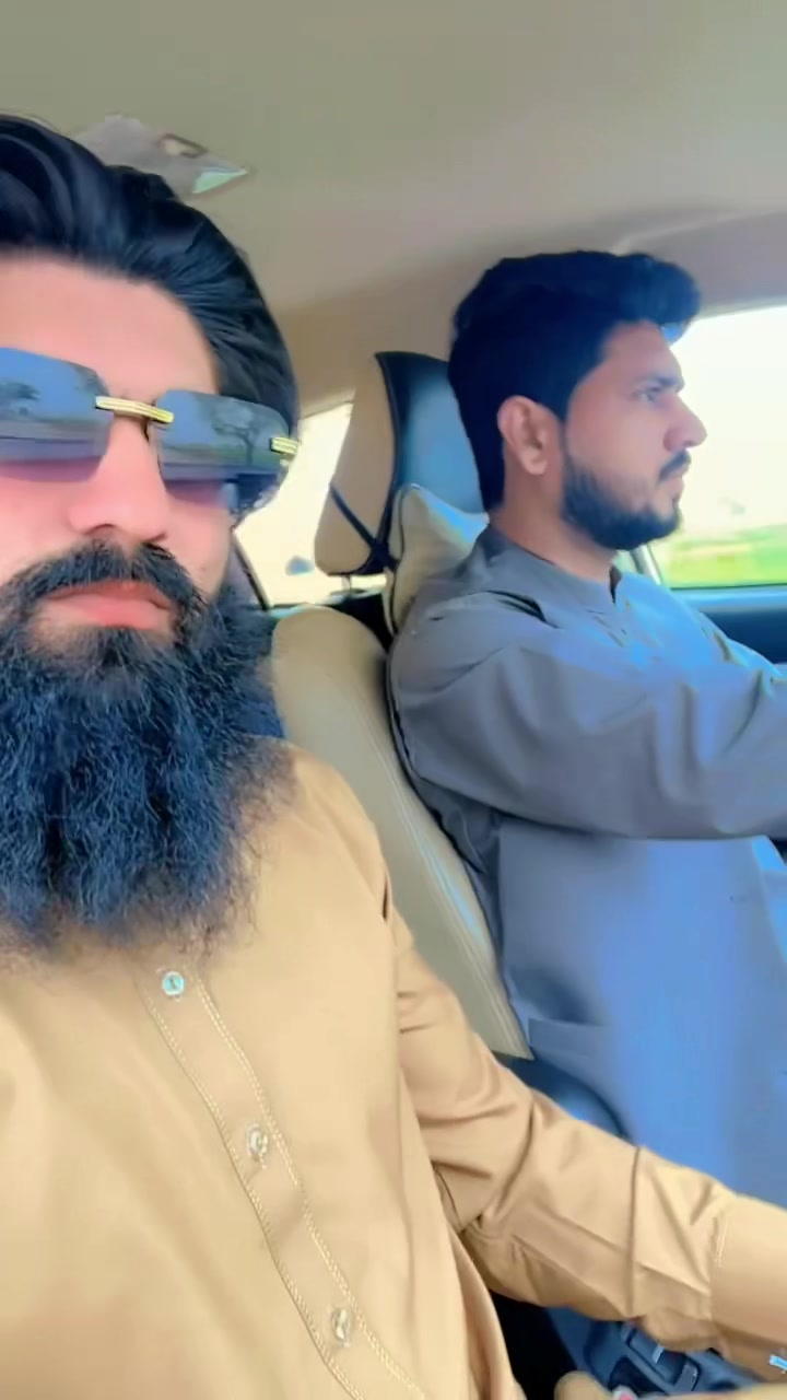 @مُجَاھِد٘ بھَٹ٘ی