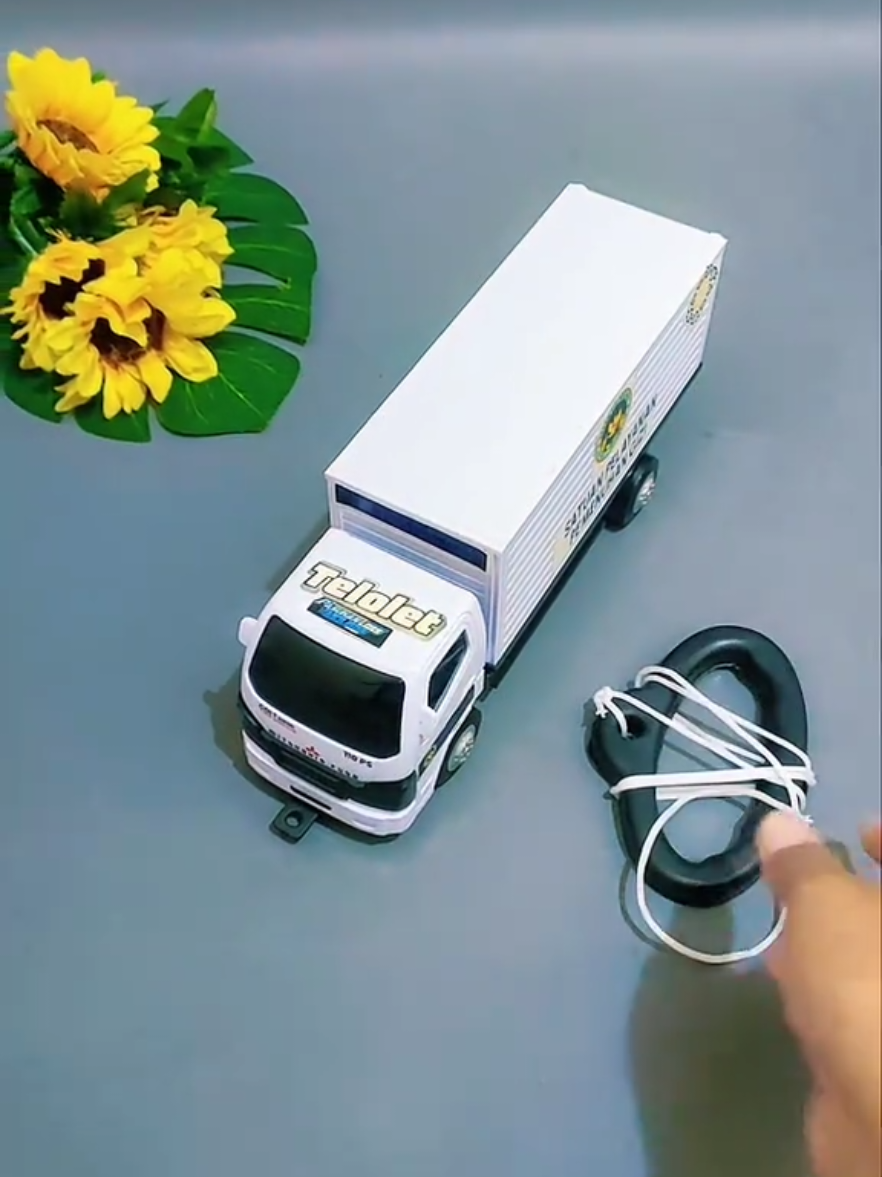 @AR27 TOYS