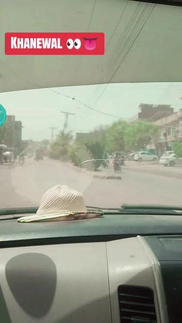 @Apna Khanewal " 👀👅