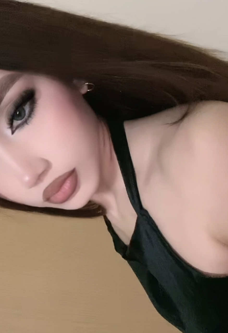 @️