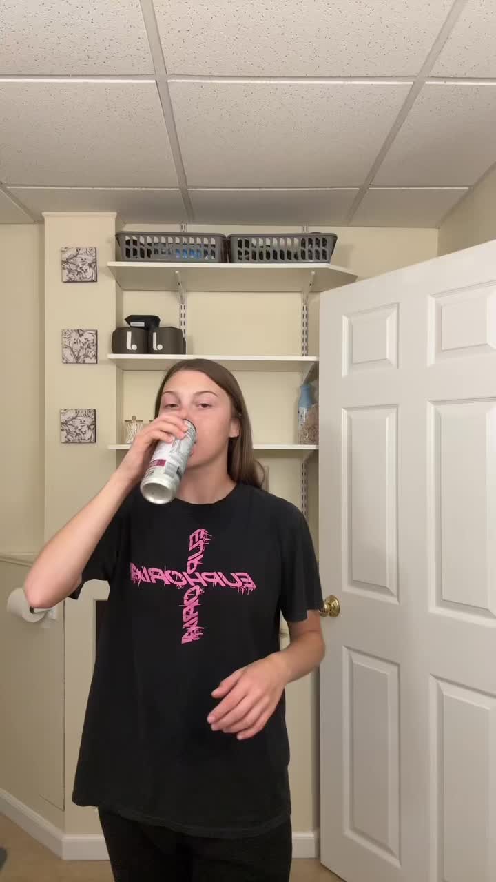 @Ariana Sky