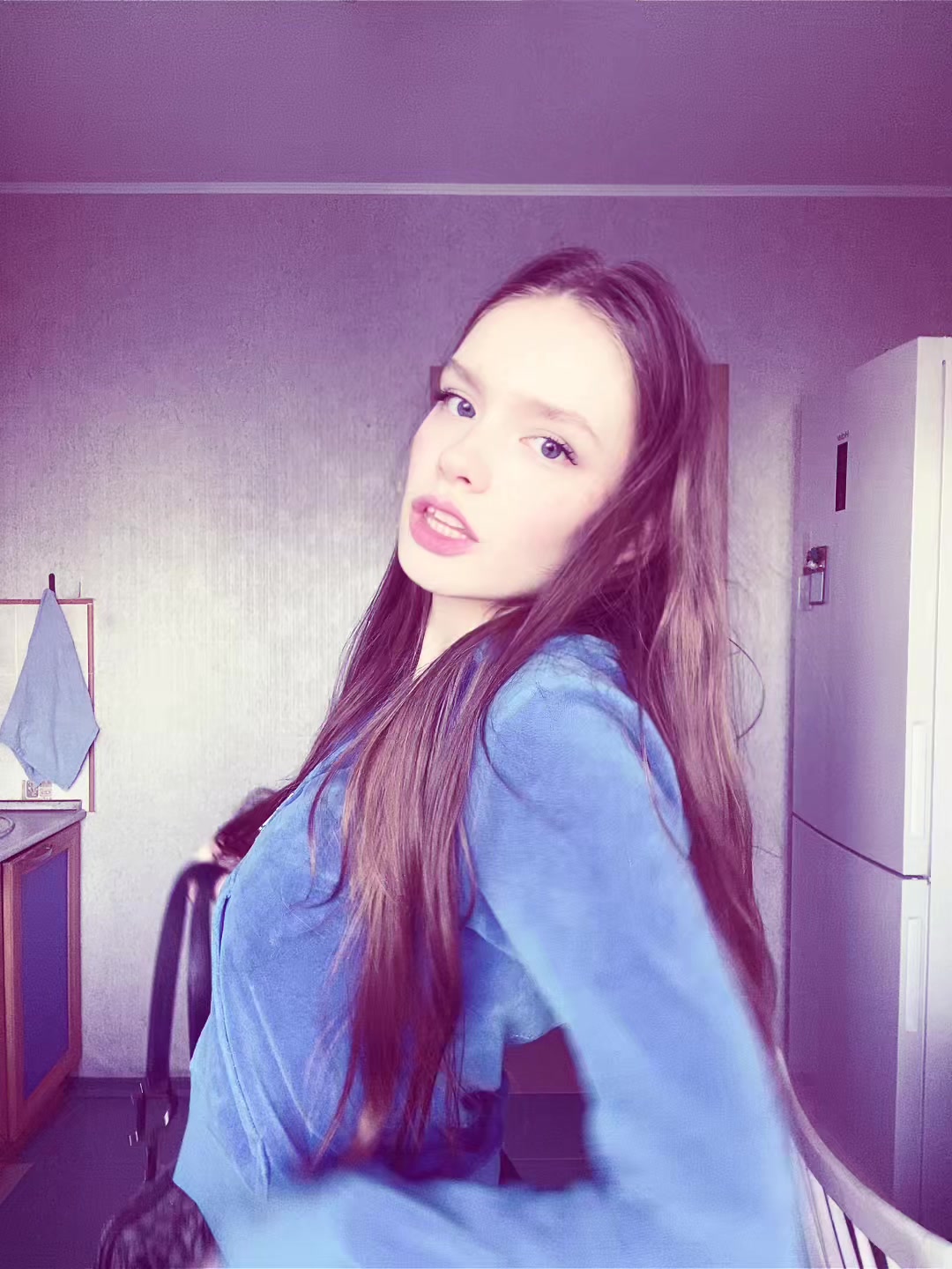 @юля