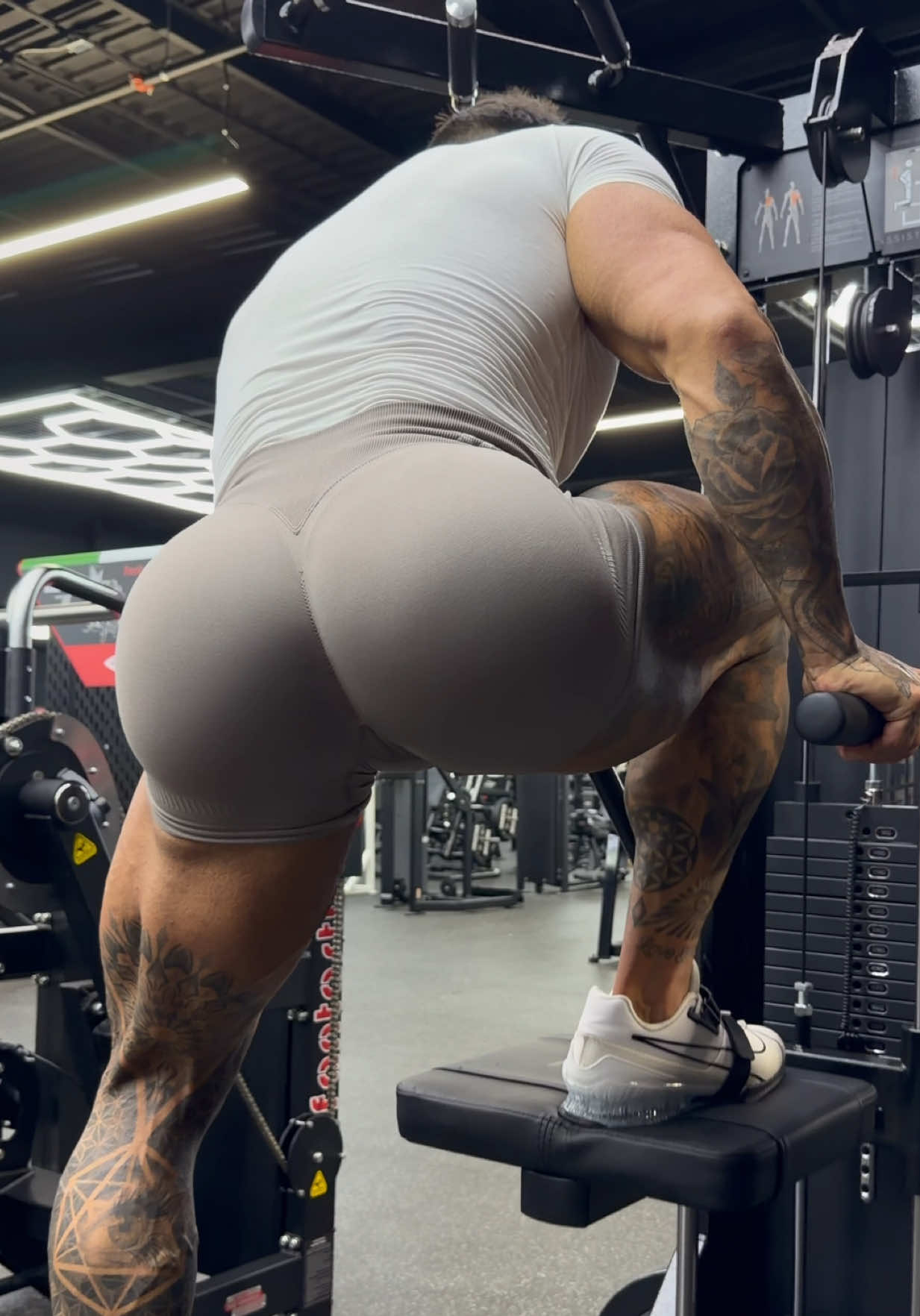 @NUNZI