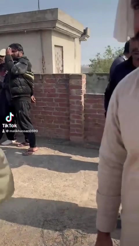 @Malik Hassan 050