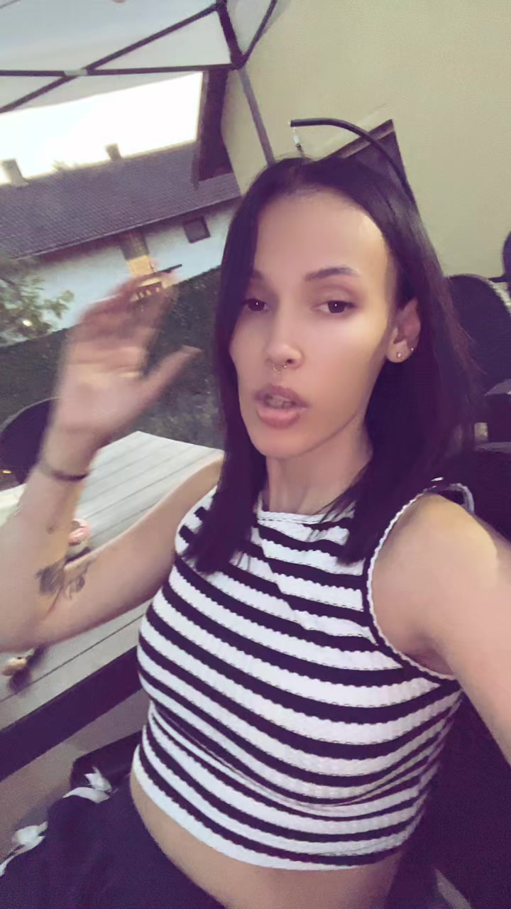 @𝙎𝙖𝙣𝙙𝙧𝙞𝙘𝙞 👧🏻