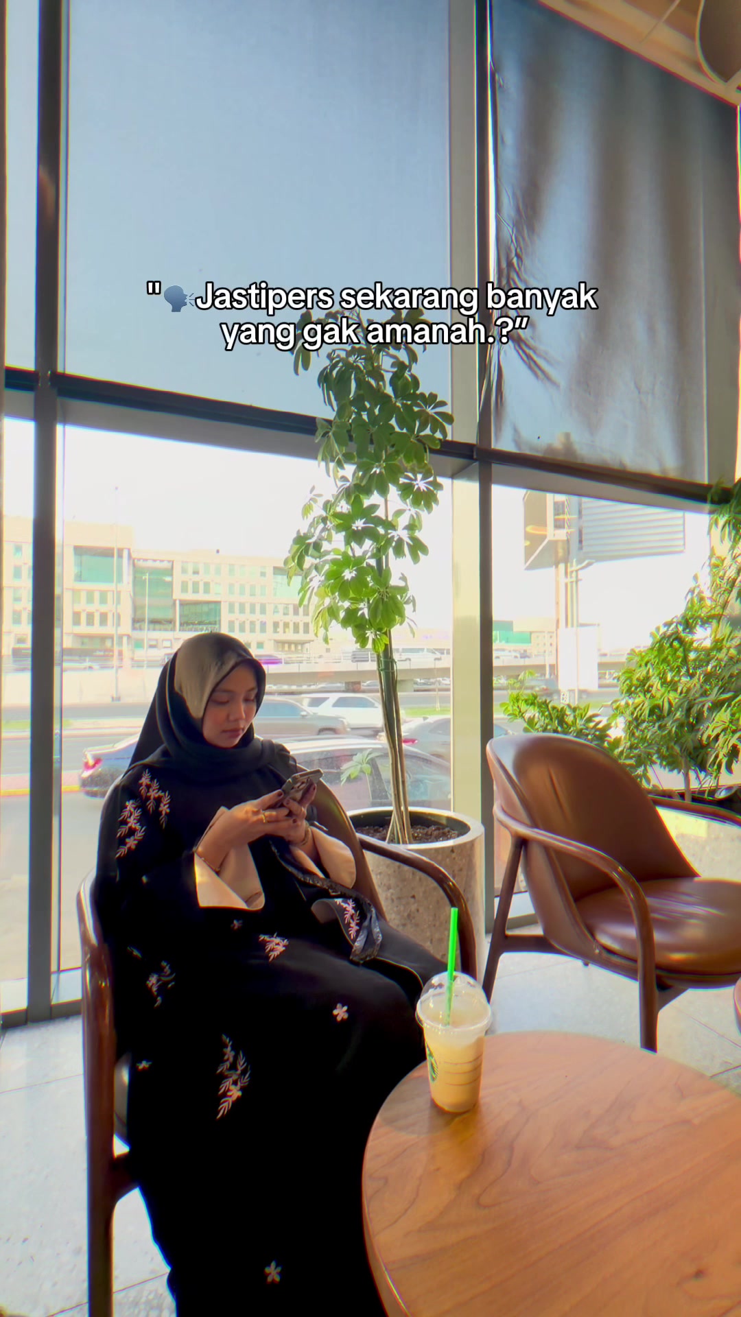 @Anieza Veeby