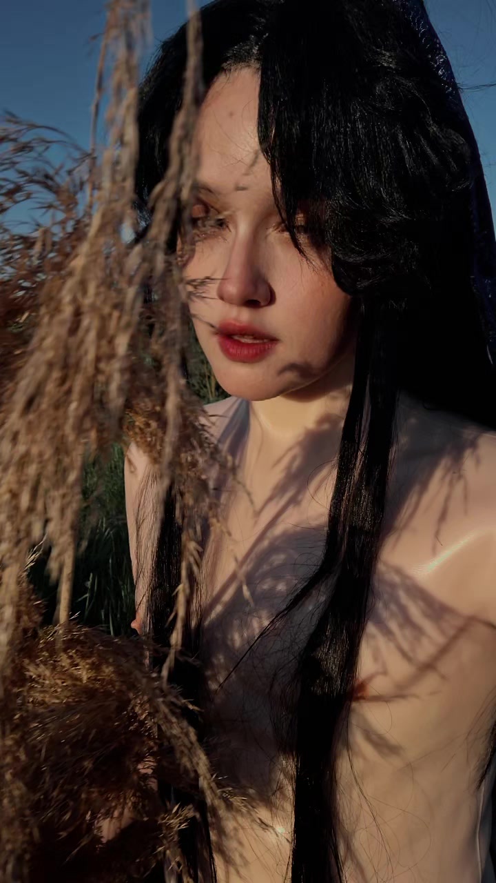 @тгк В(л)ажный человек / Almond