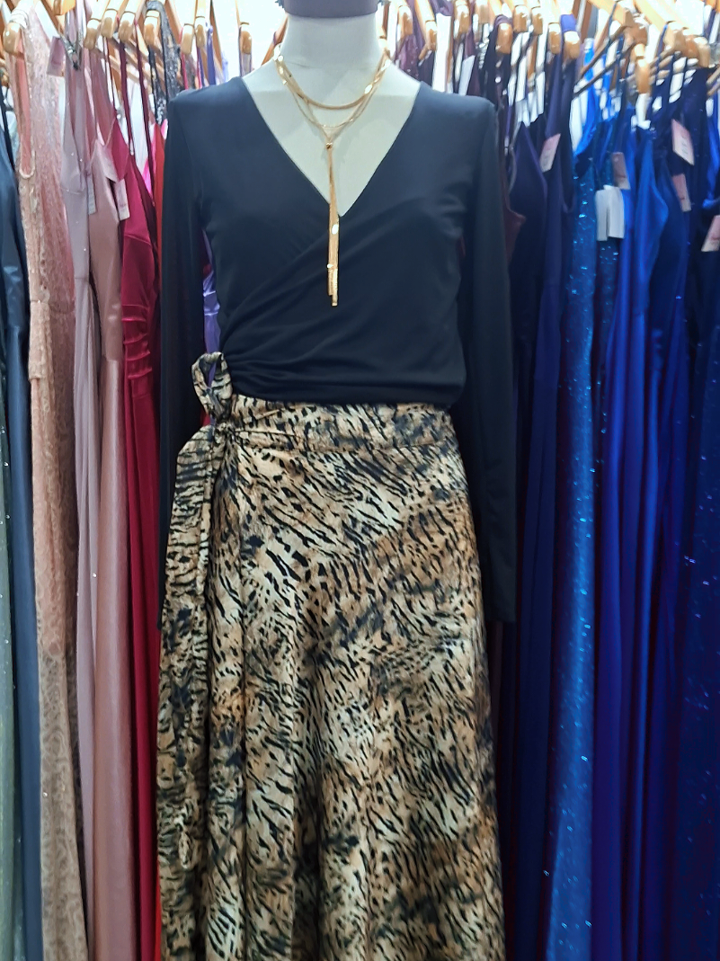 @Adrivina - Ropa de Fiesta