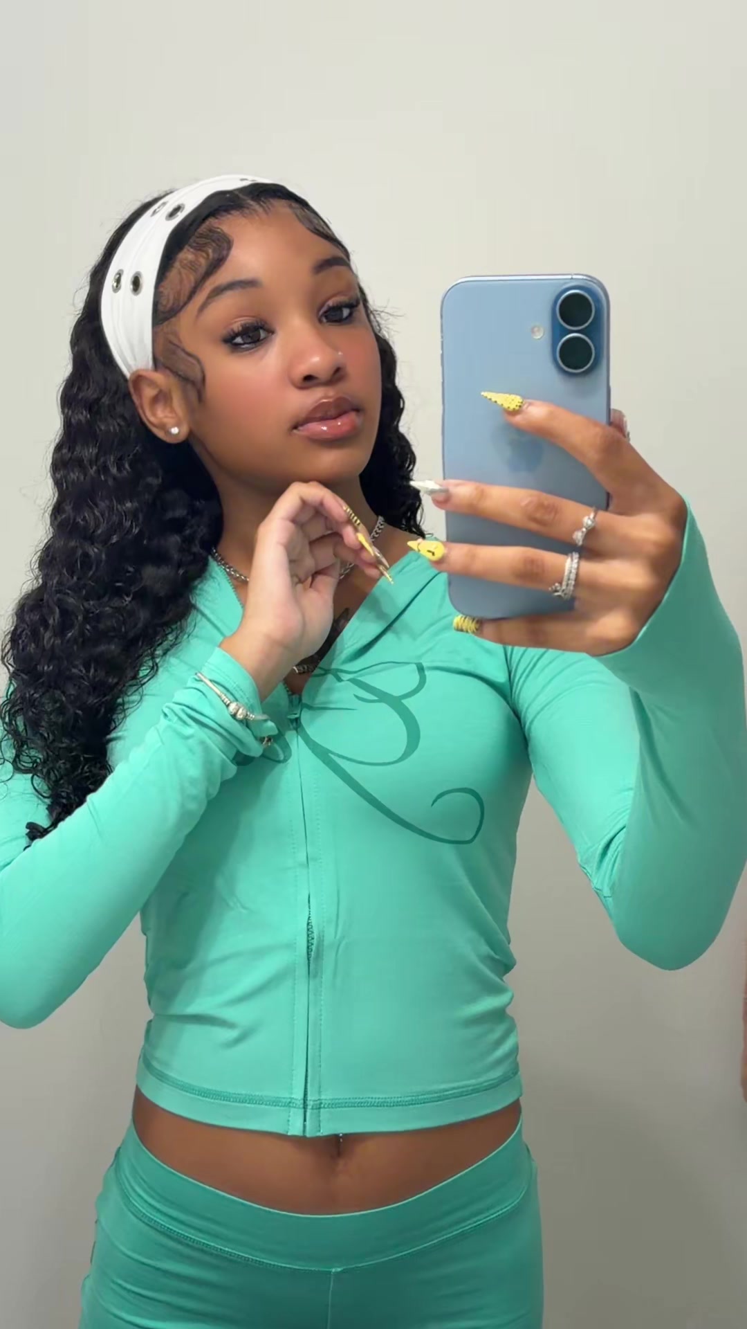 @🫧