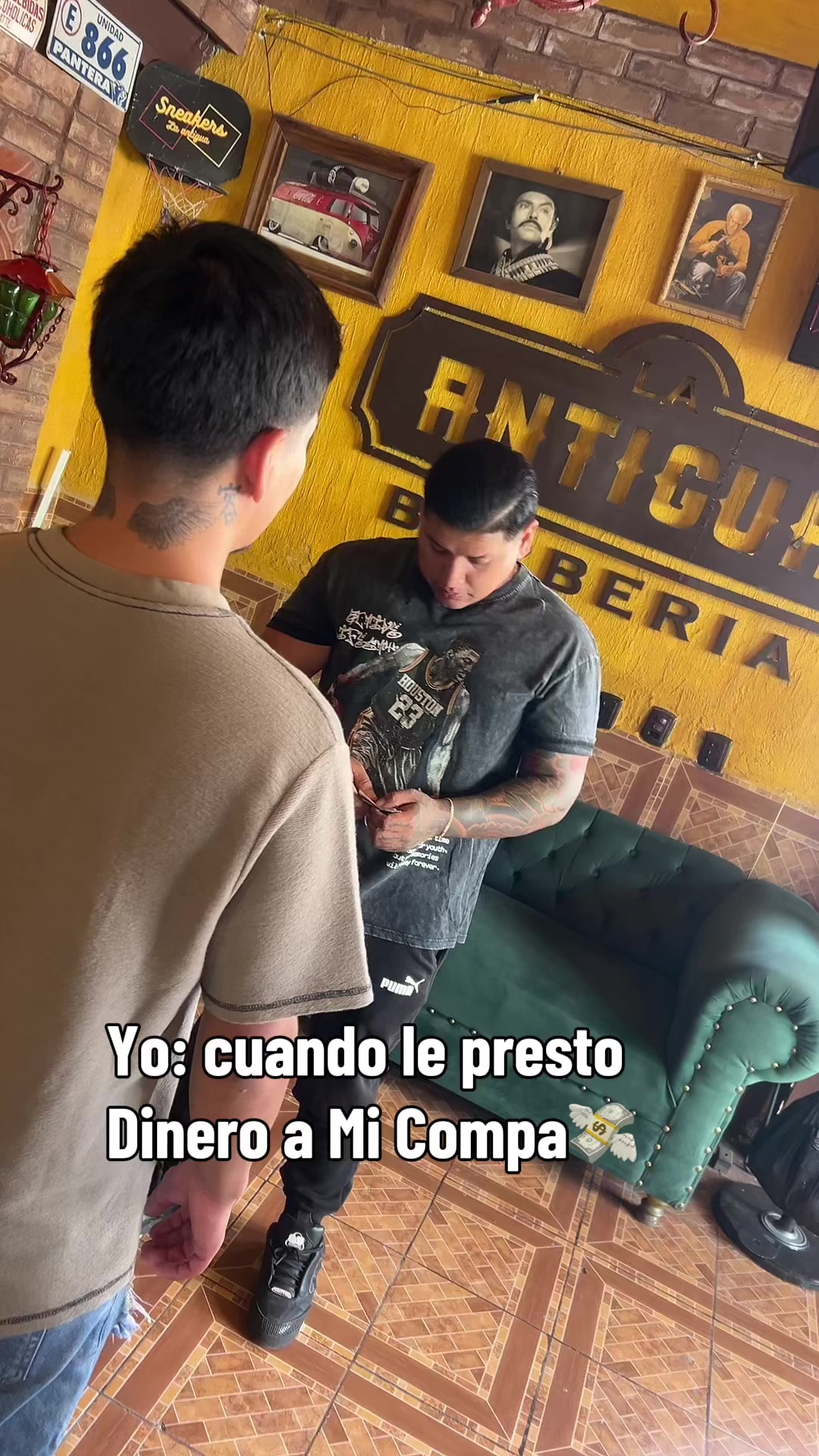 @Leo Barber Negro