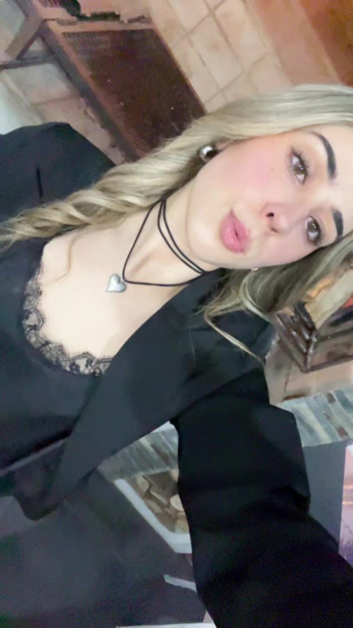 @Sofii