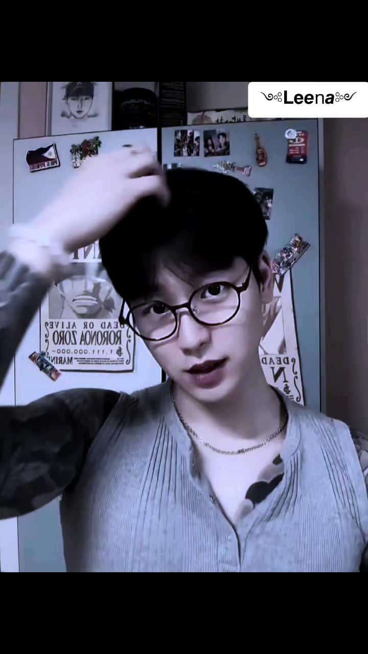 @༺𝗟𝗲𝙚𝗇𝙖༻