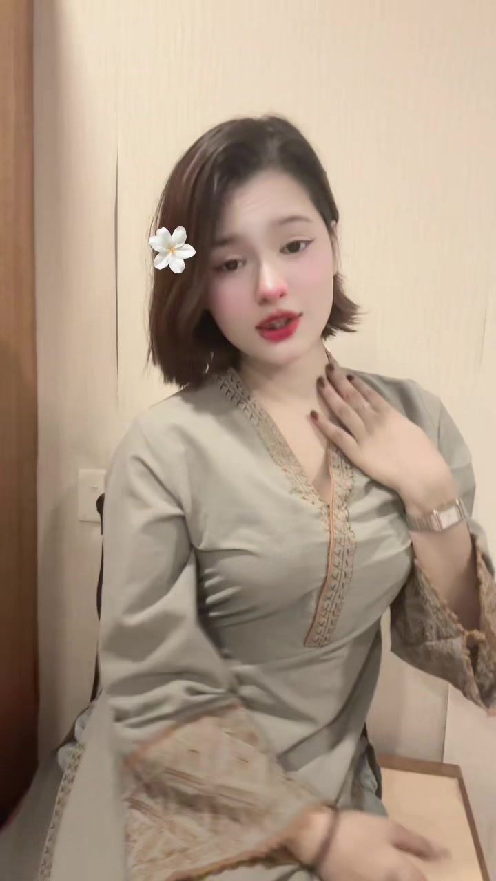 @eshaahsanpori