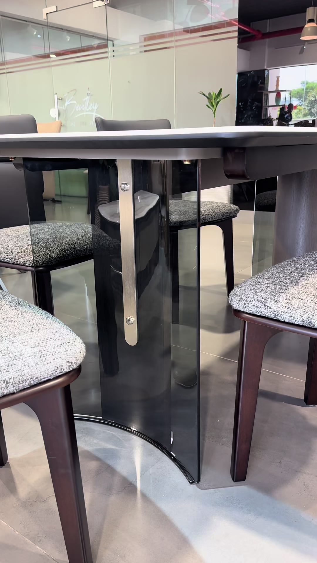 @official Classic Furniture