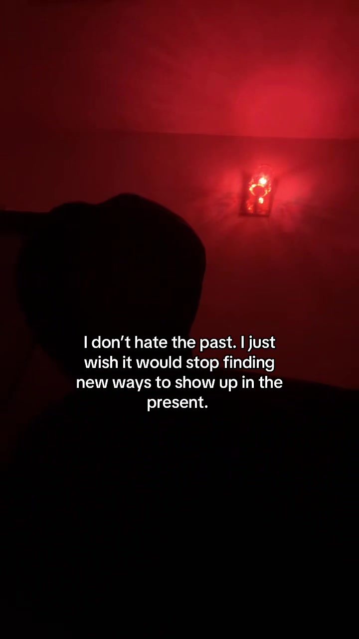 @𝔻𝔼𝕊ℙ𝕀ℂ𝔸𝔹𝕃𝔼🧩𝕄𝔼
