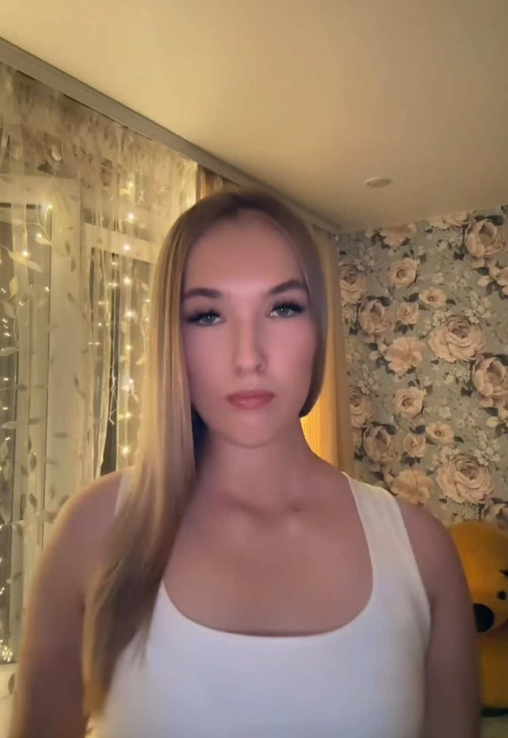 @нютик