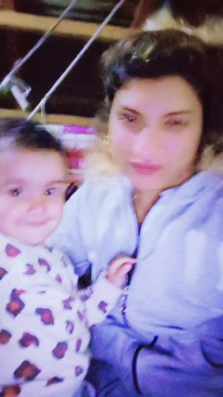 @seni seviyorum bir tanem 🤩😚