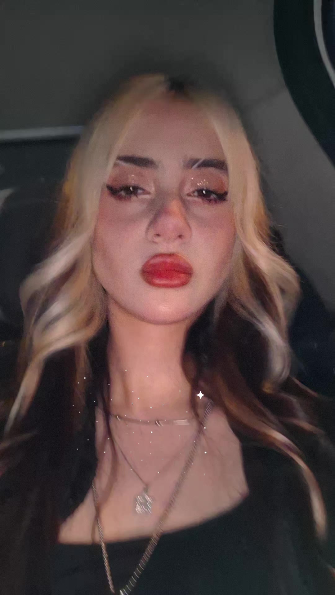 @🐚