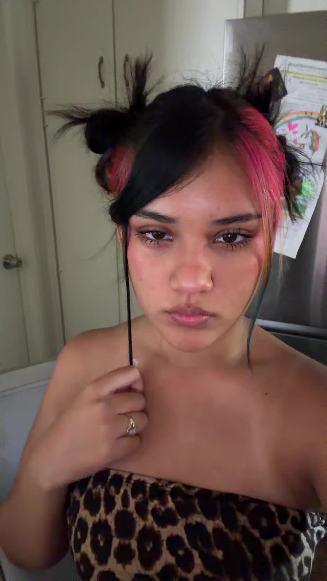 @pooping.unicornss