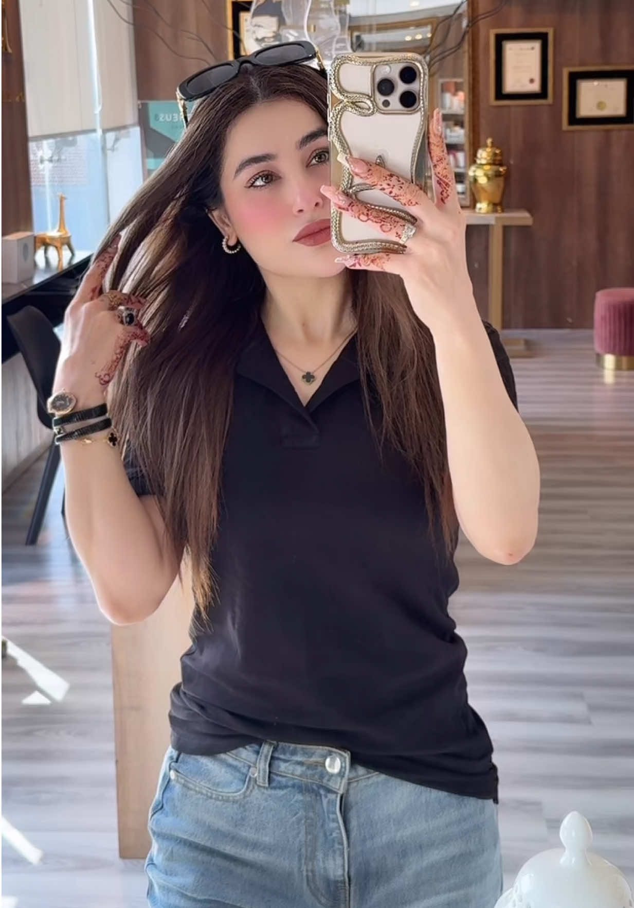 @ZOyaa KHan