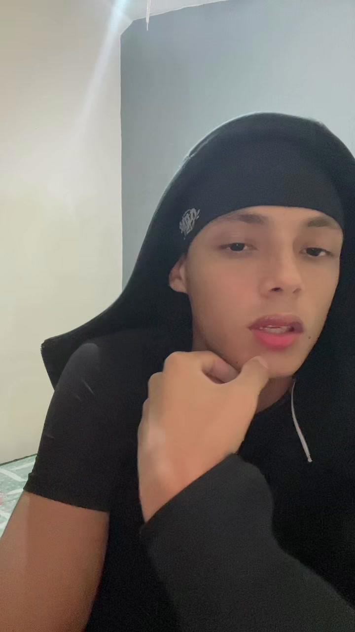 @aaron3lg 🦈