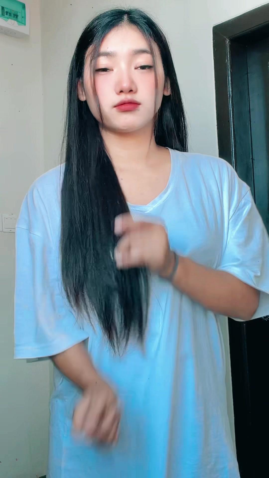 @Ninnwutmone