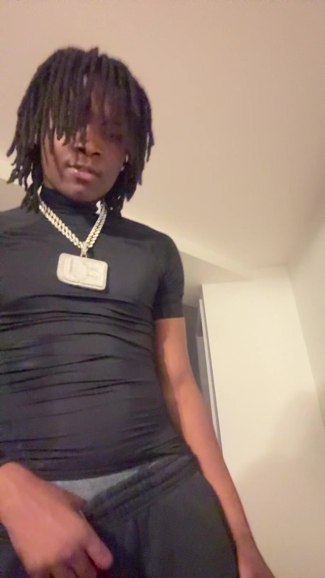@Ej™️