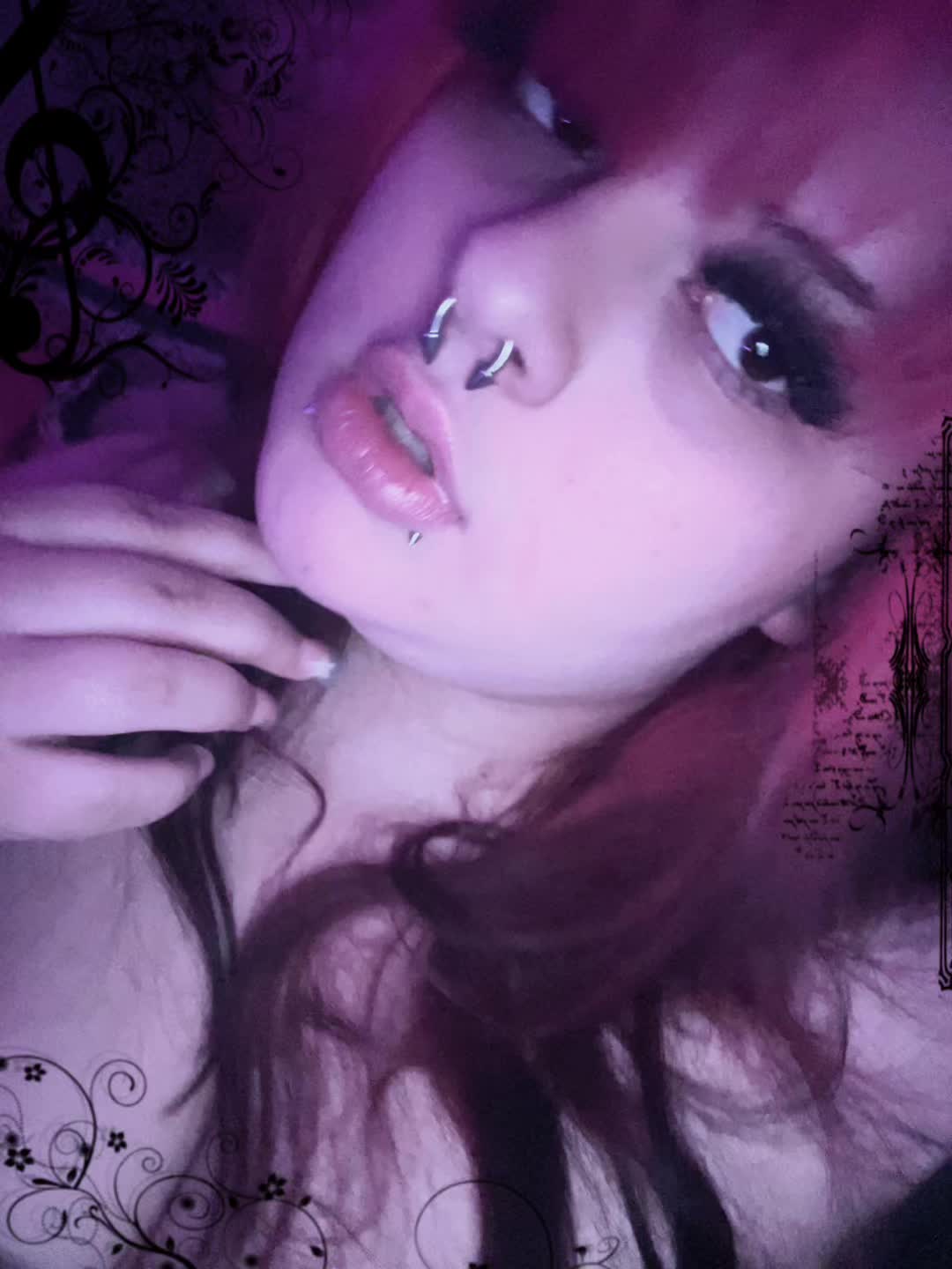@riley 🍃🃏