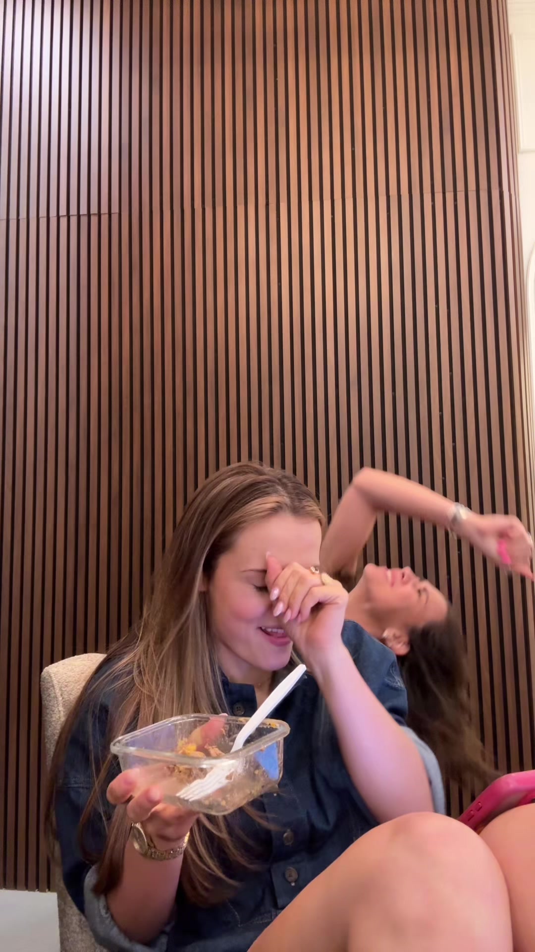 @T