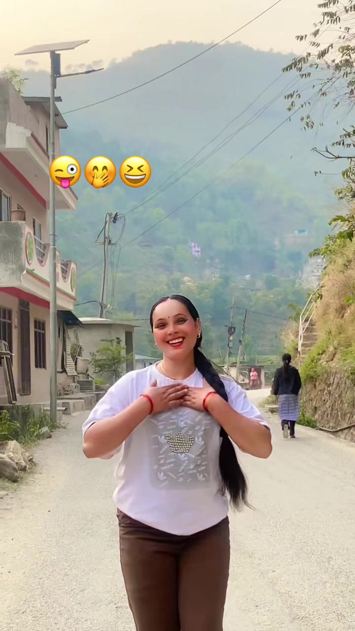 @आसिना बराल 🤗❤️🫶