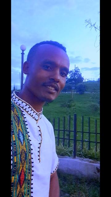 @Tesfahun Hailu/ና በይኝ ወምበርማ/