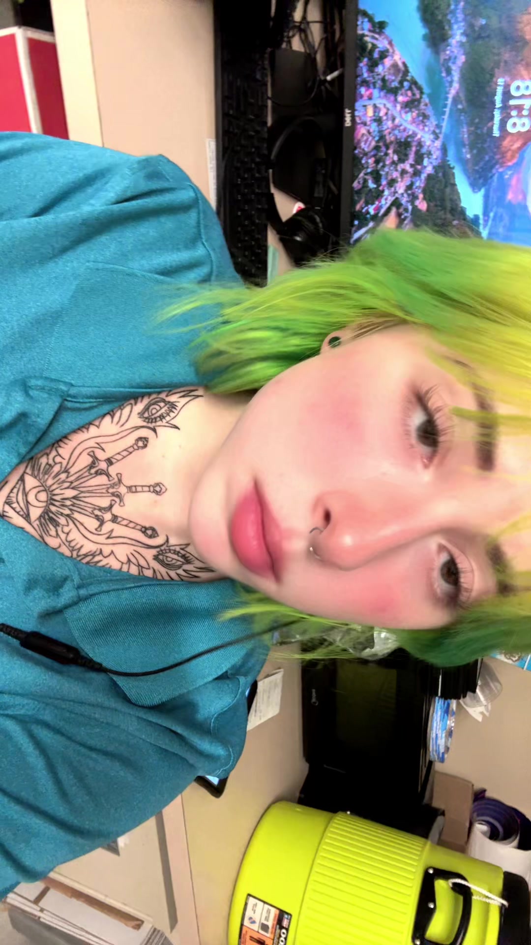 @impineapplegg