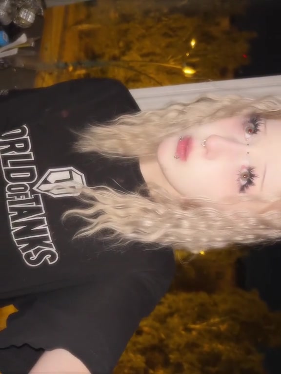 @lollikily
