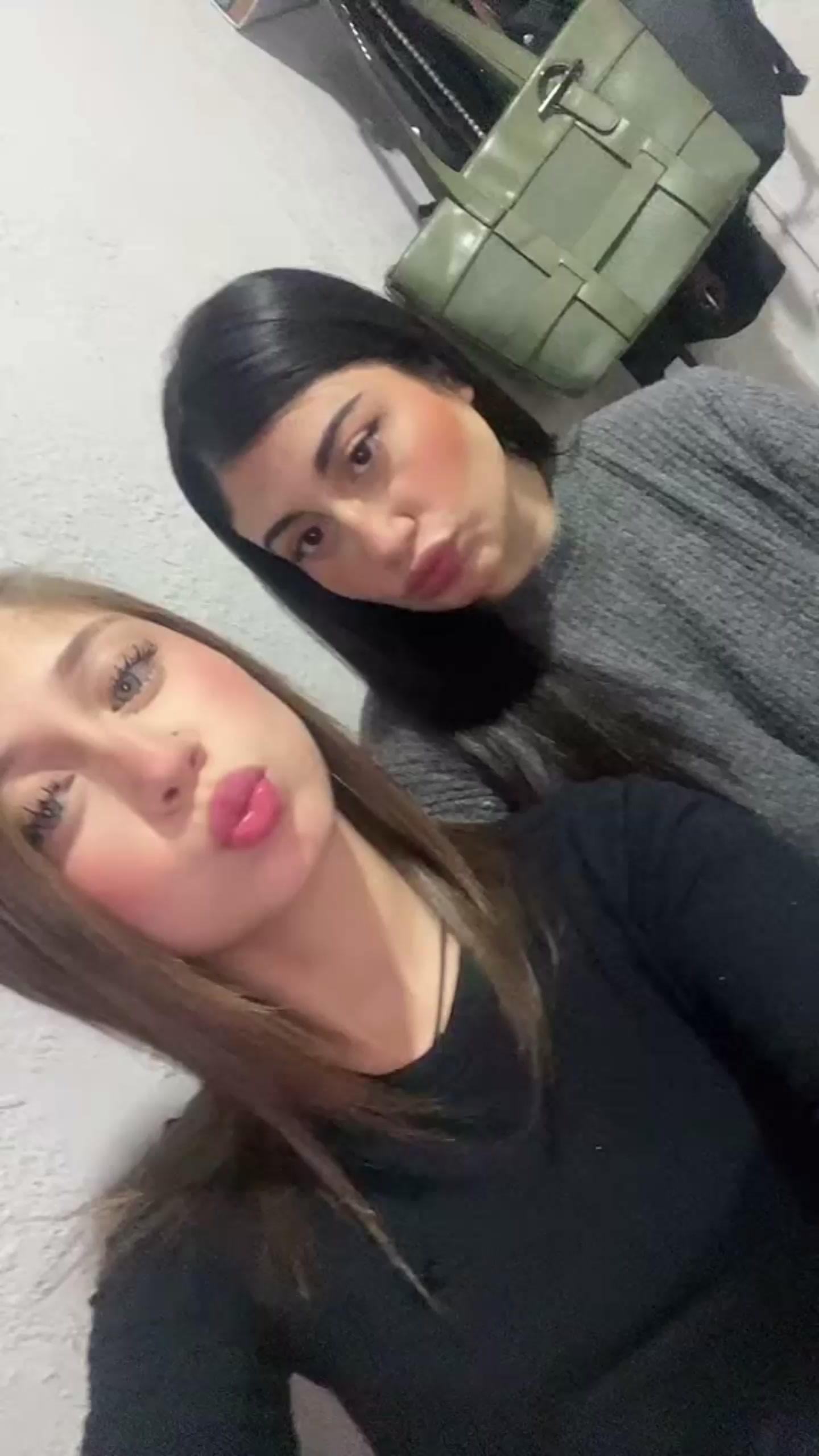 @𝐏𝐢𝐞𝐫𝐢