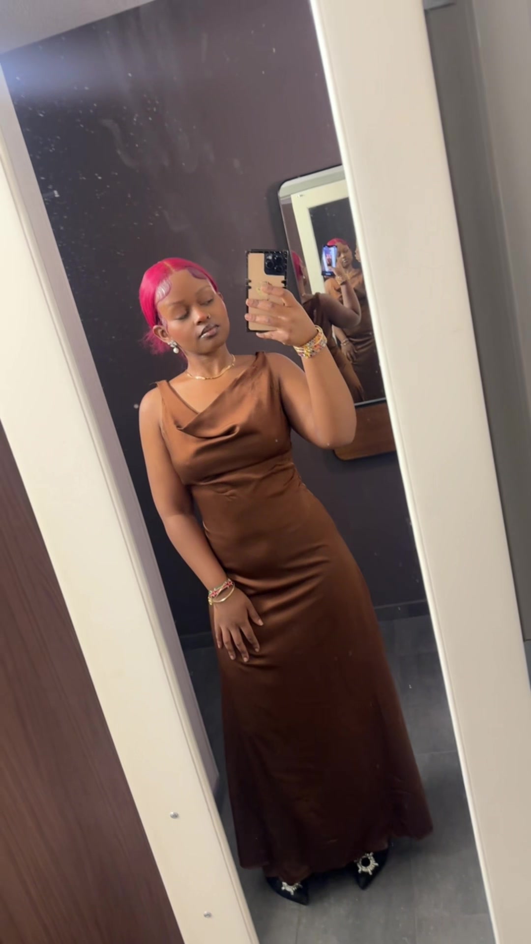 @Itsss_Kasi