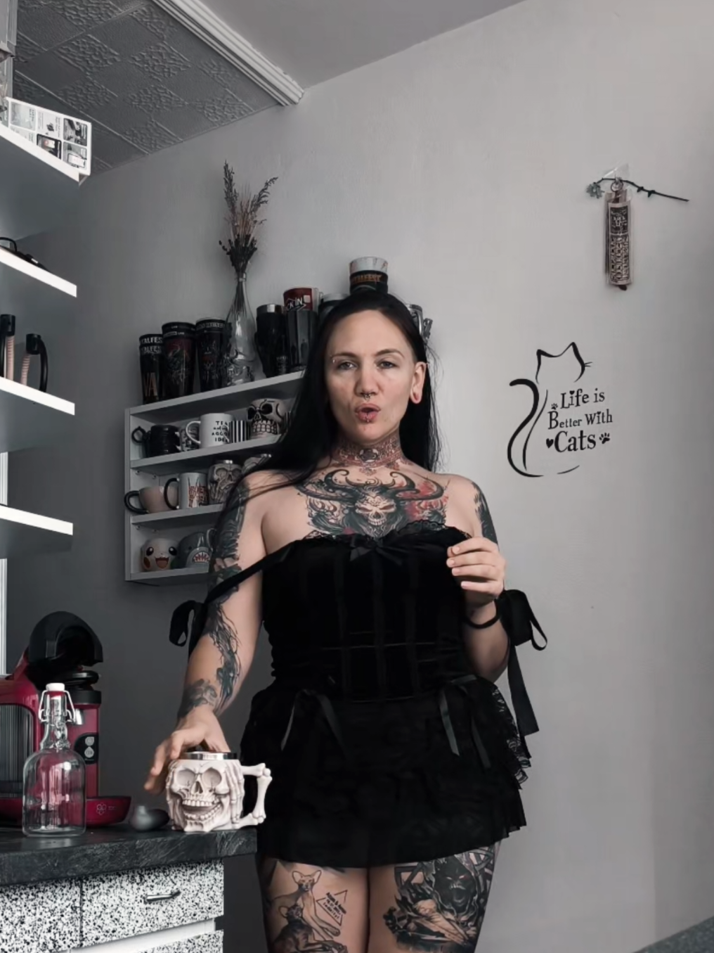 @Ninel_Metalgirl