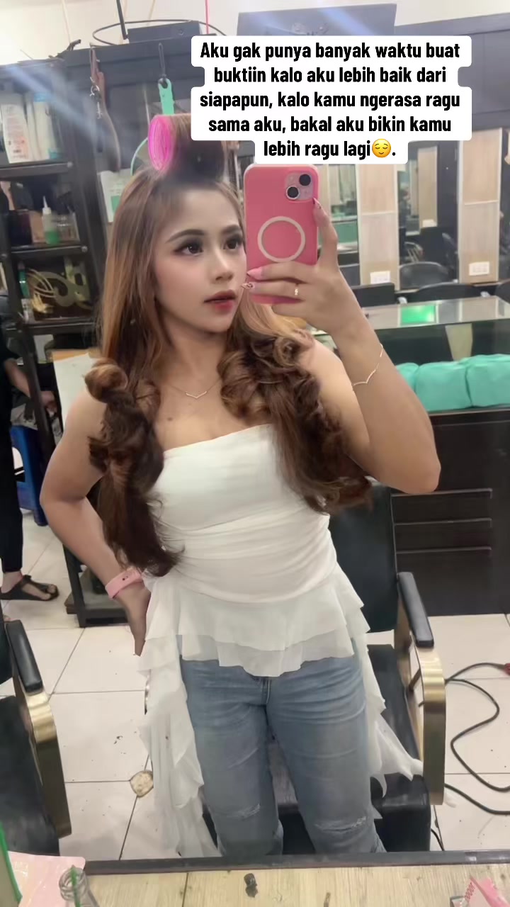 @👑Wanita Idamanmu👅