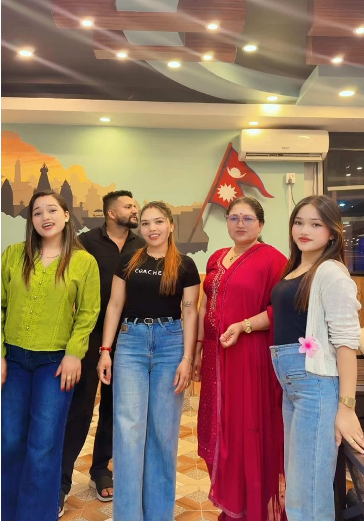 @Sangita ❤️✨