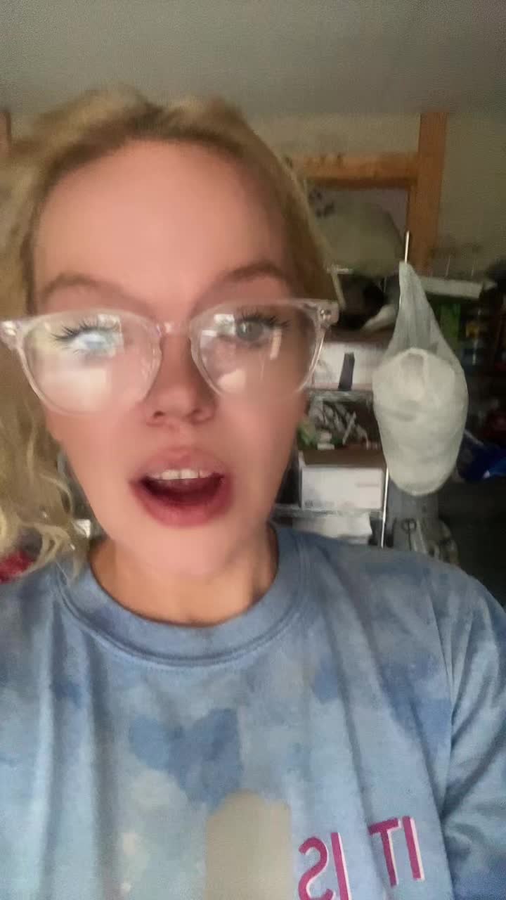 @moonchildhippy
