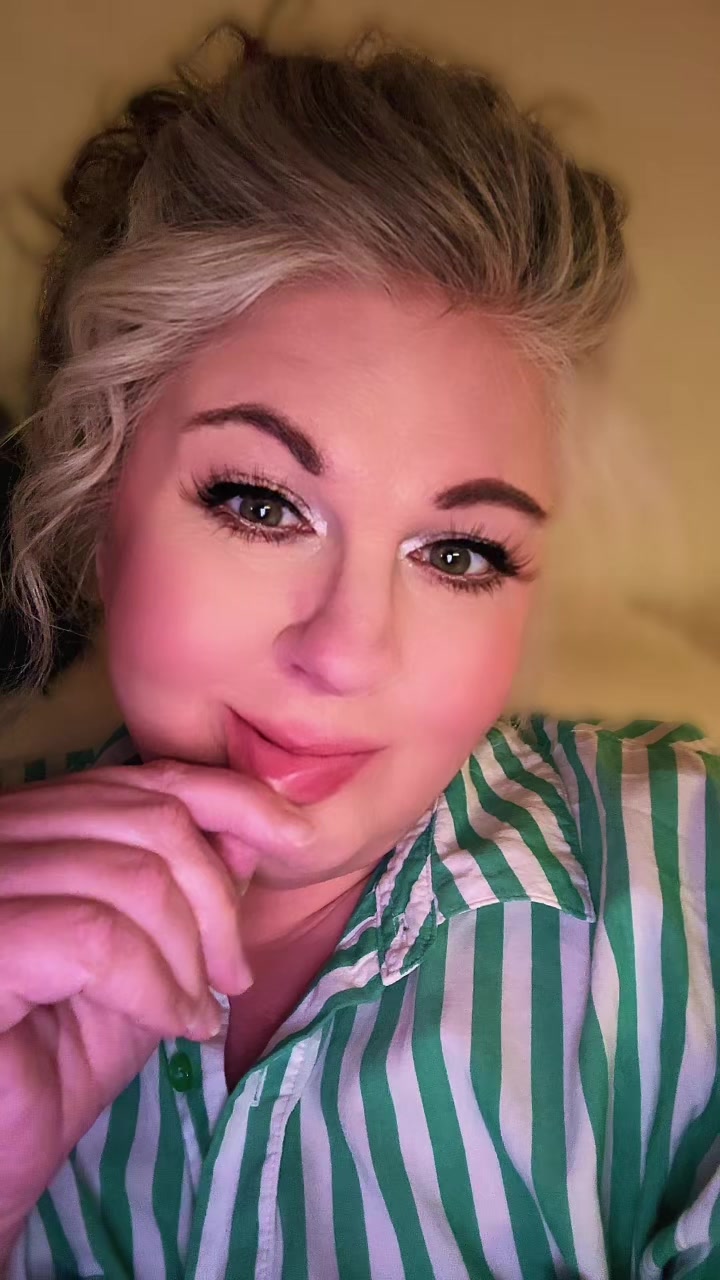 @Leslie Jean | The MidLife Mix