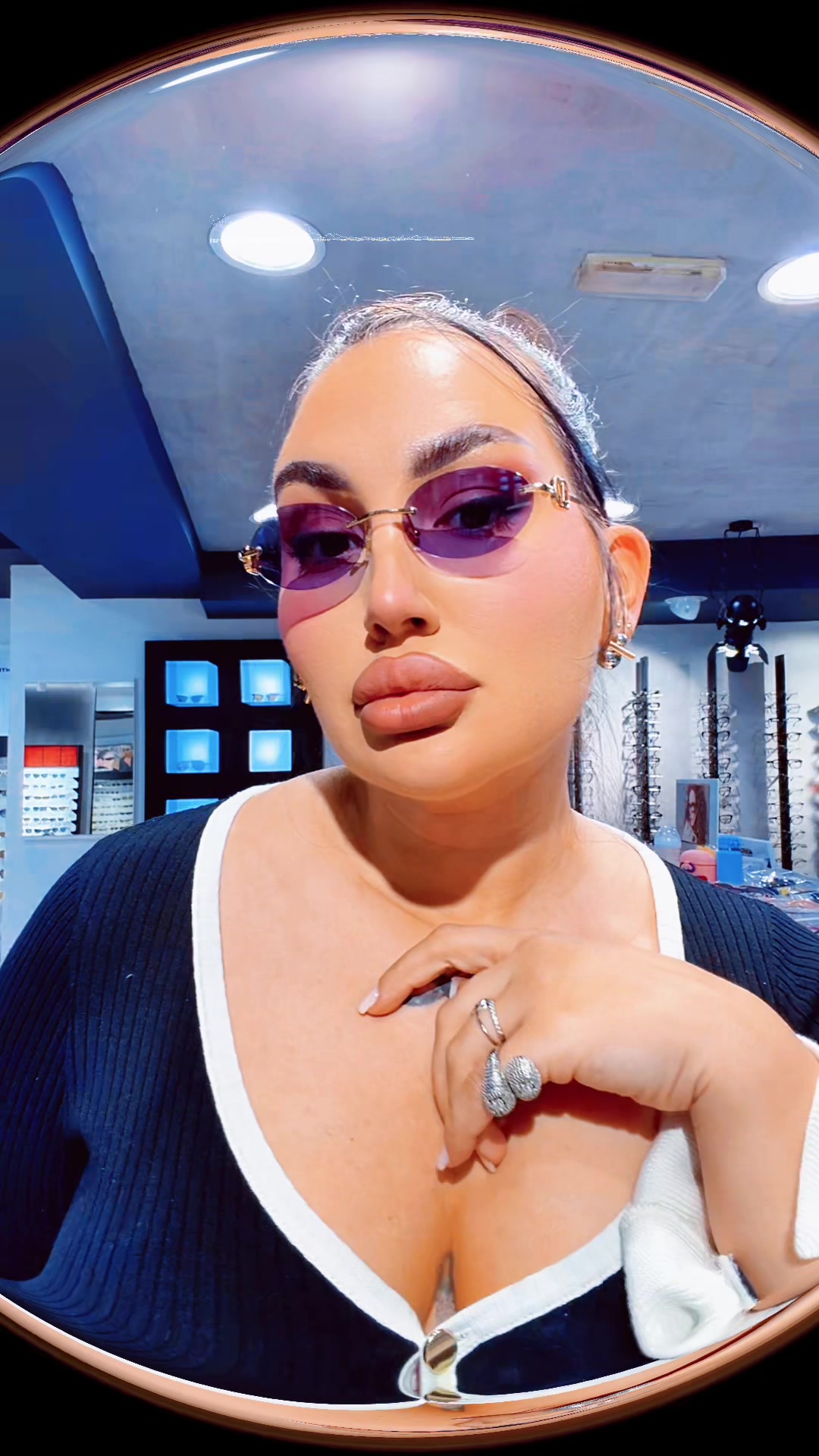 @Optika Mirković😎🤓🇲🇪