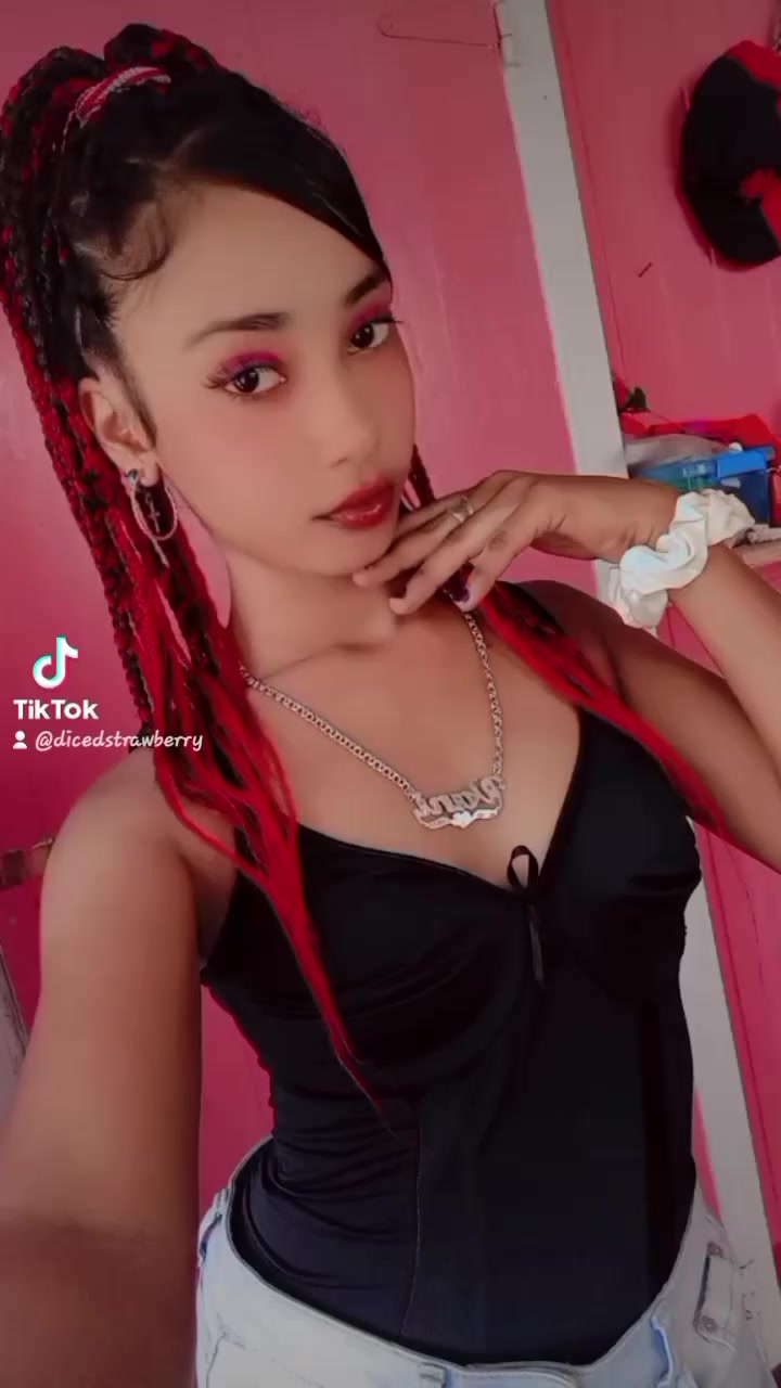 @🦋✨️Shivani✨️🦋