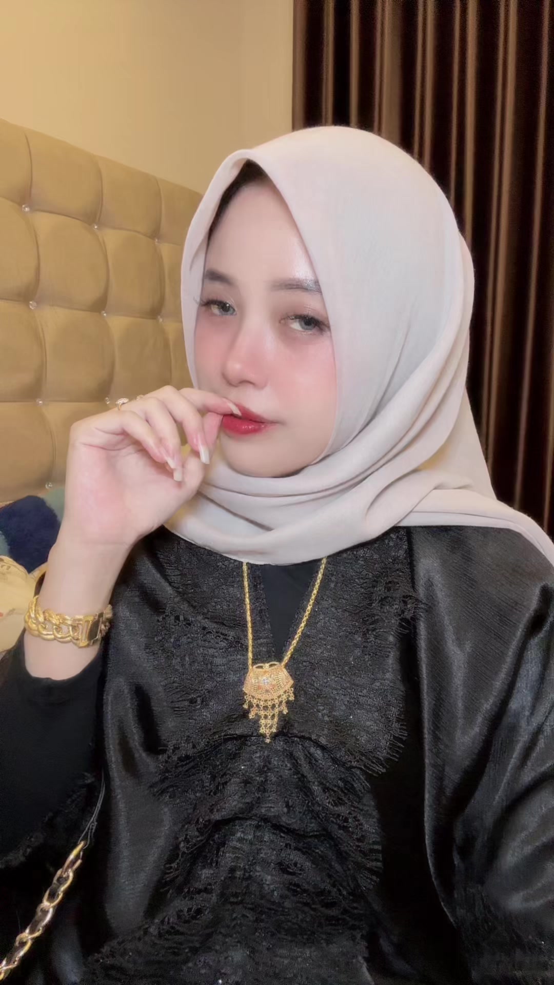 @Auliyanisak