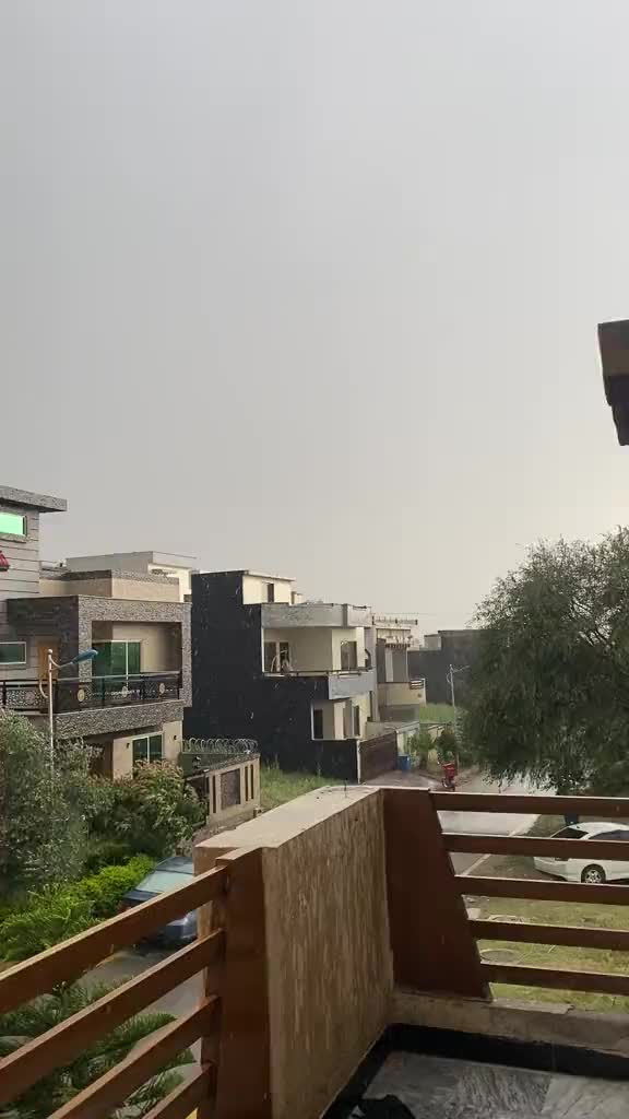 @Mithoo🇵🇰