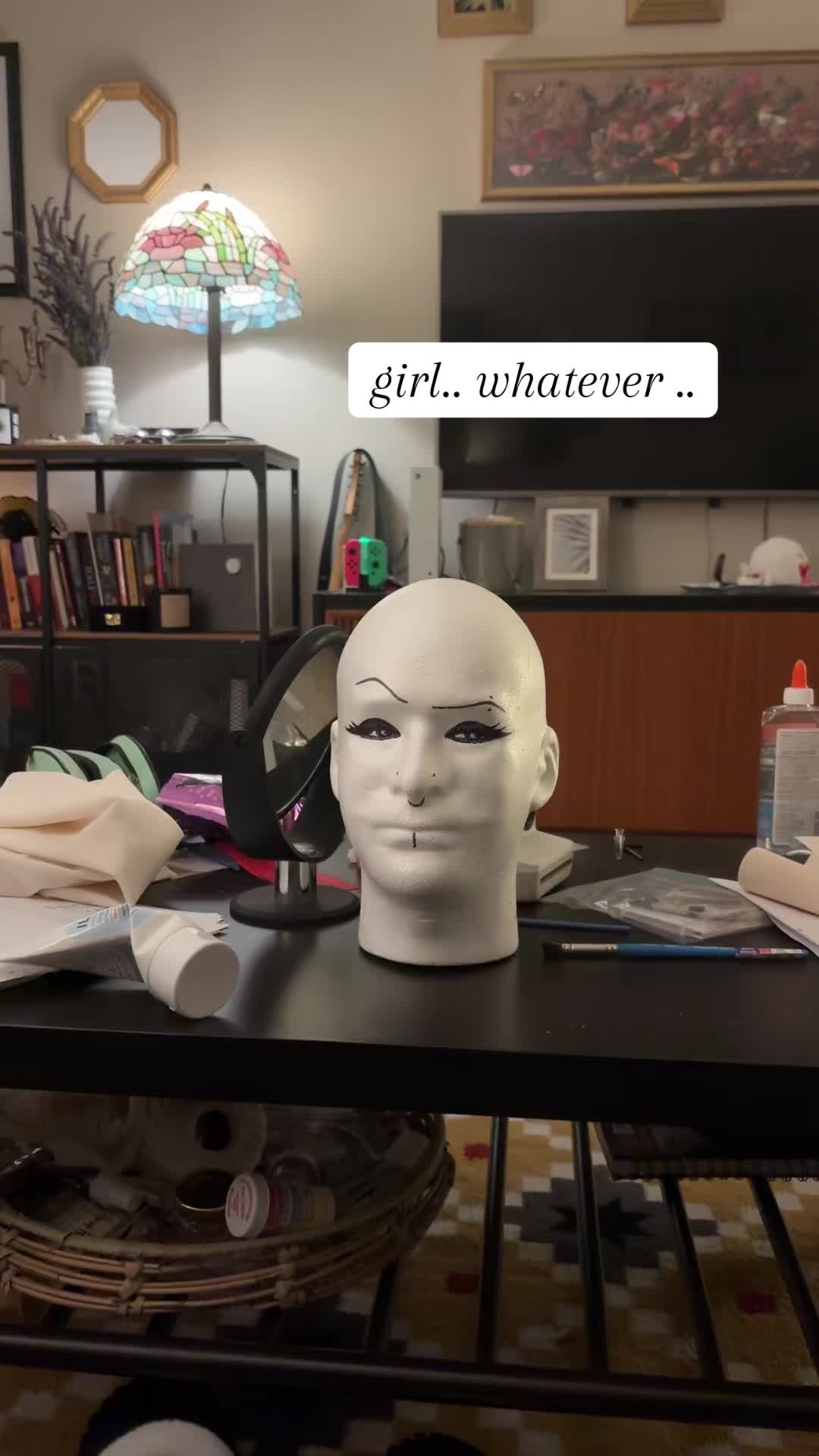 @༺ari༻
