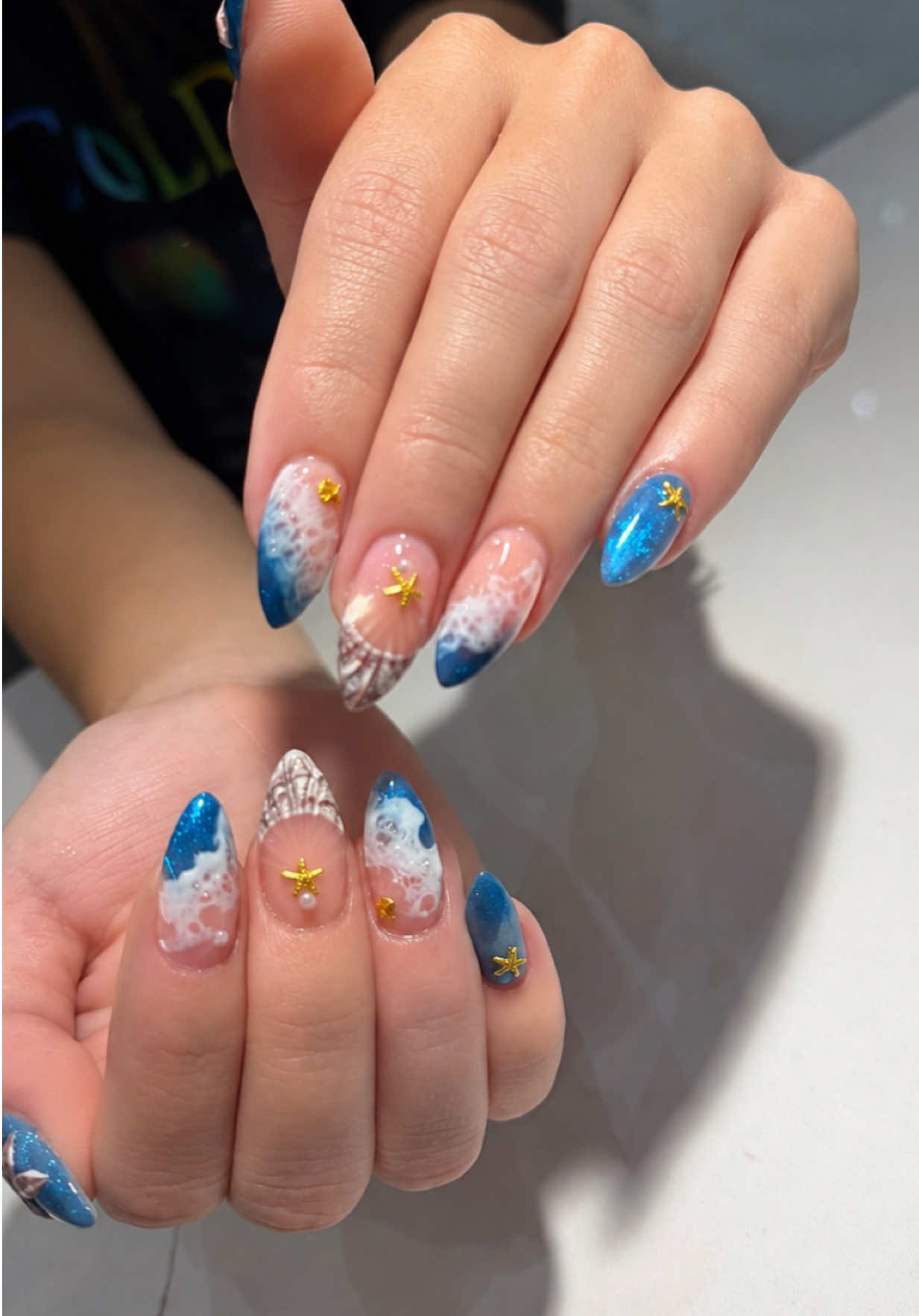 @velvet nails kw