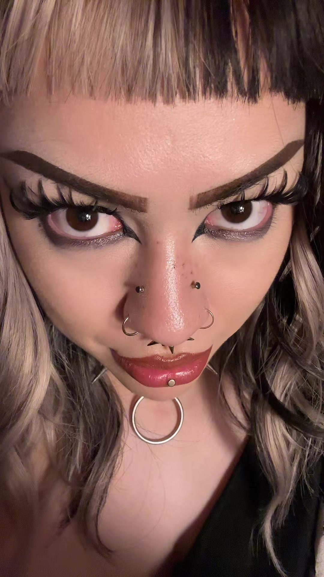 @Valarie🖤