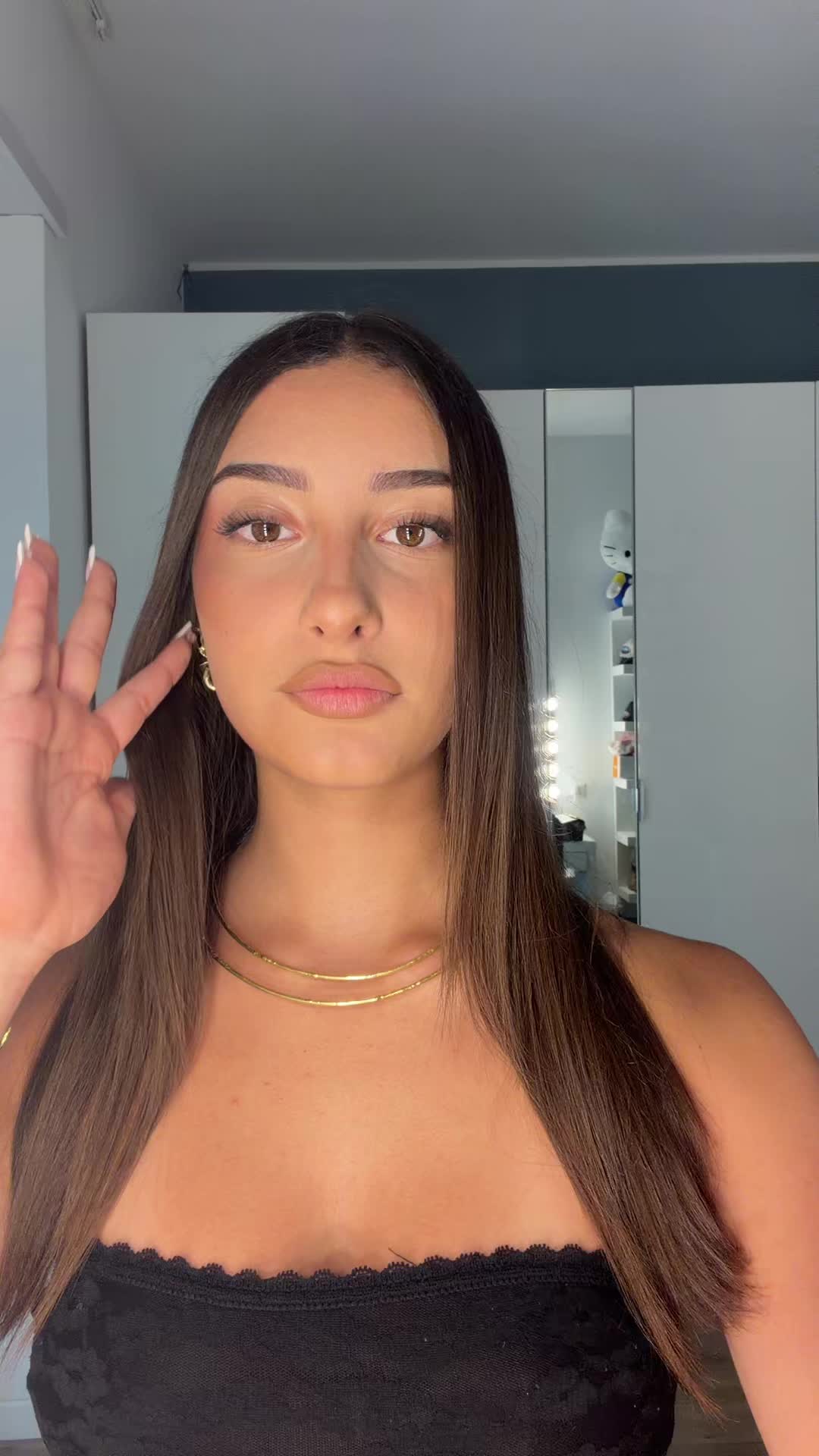 @🦈