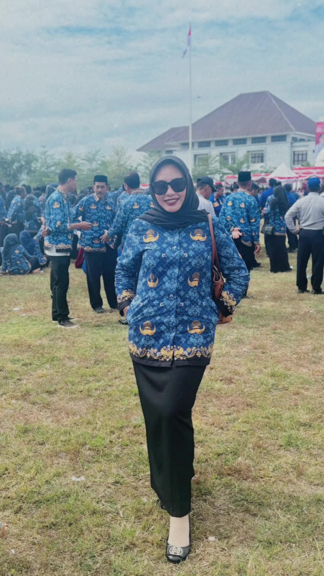 @Bang Ulhaq &sup2;⁵ 🟡🔴🔵